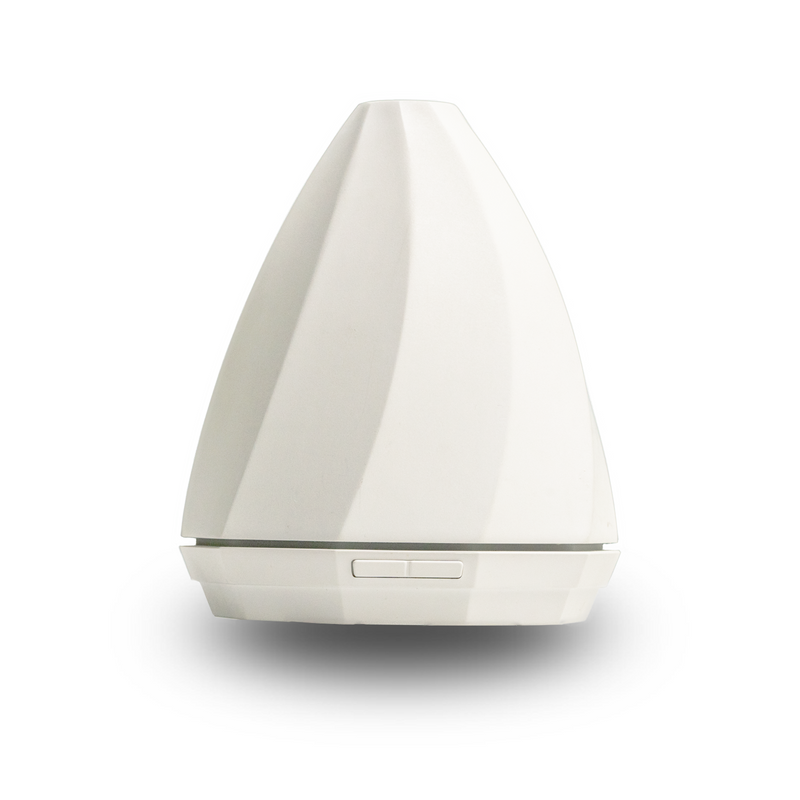 WHITE ESSENTIEL OILS DIFFUSER